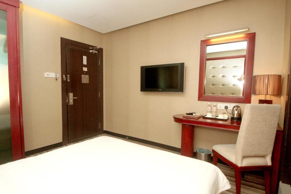 Celyn City Hotel Kota Kinabalu Esterno foto